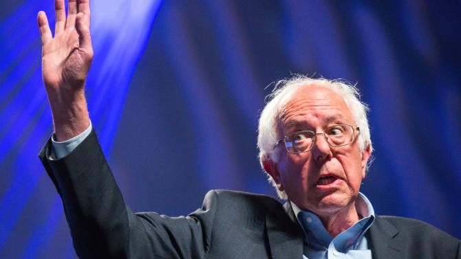 Bernie Sanders Blows Away The Field in Iowa ‘Climate Emergency Caucus’